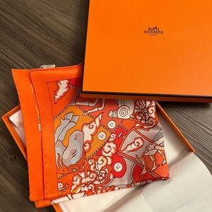 hermes scarf size 70